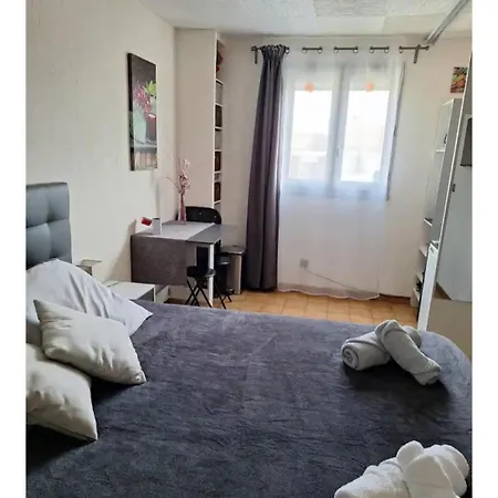 Au 1er Etage D'une Ponteilla